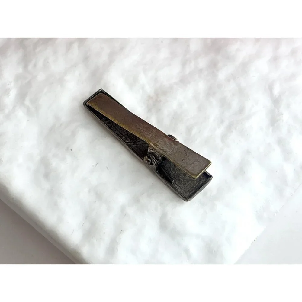 Victorian Style Textured Floral Gold Toned Vintage Men's Tie Bar | Tie Clip